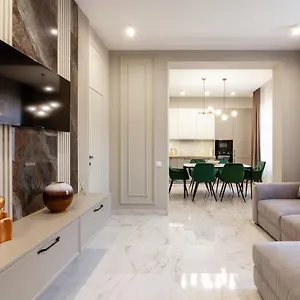 Leogrand Vip On Lesi Ukrainky 7 Львов